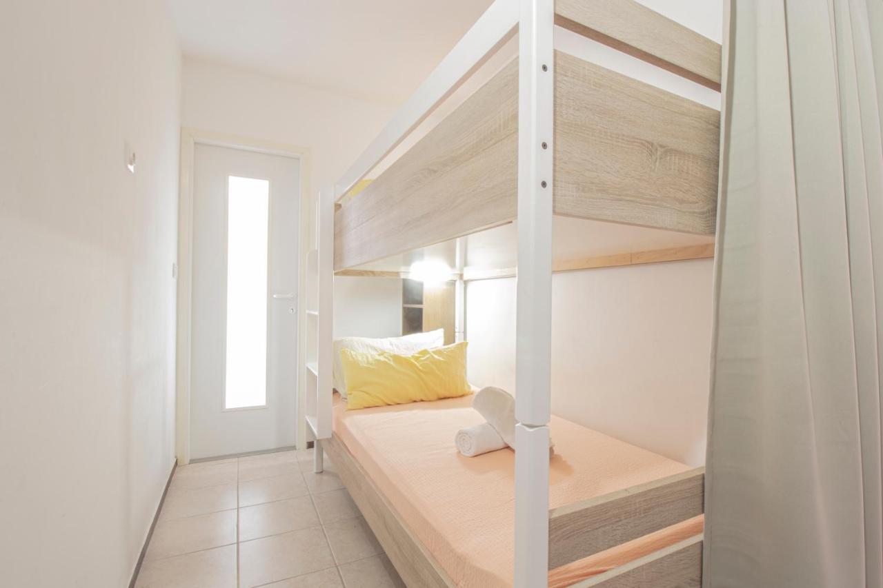 메타이나 Galapagus Privat Beach & Boat Dock 아파트 외부 사진